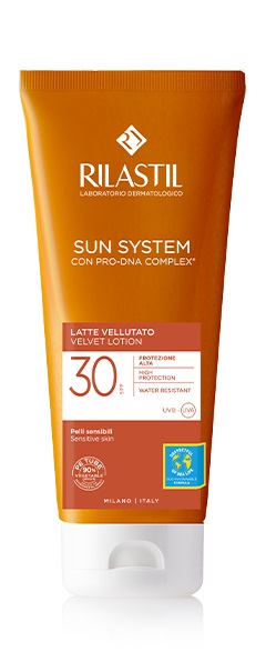RILASTIL SUN SYSTEM PHOTO PROTECTION TERAPY LATTE VELLUTANTE SPF 30 200 ML - pharmaonline24.it